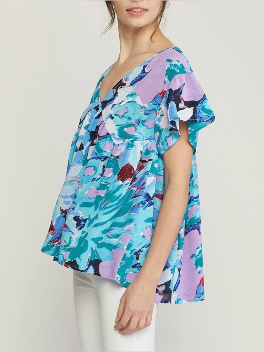 entro V-Neck Flutter Sleeve Blouse in Aqua & Lilac Floral - Picture 5 of 10
